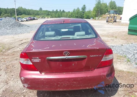 2004 Toyota Camry Le z USA, uszkodzony, nr VIN 4T1BE32K94U292915